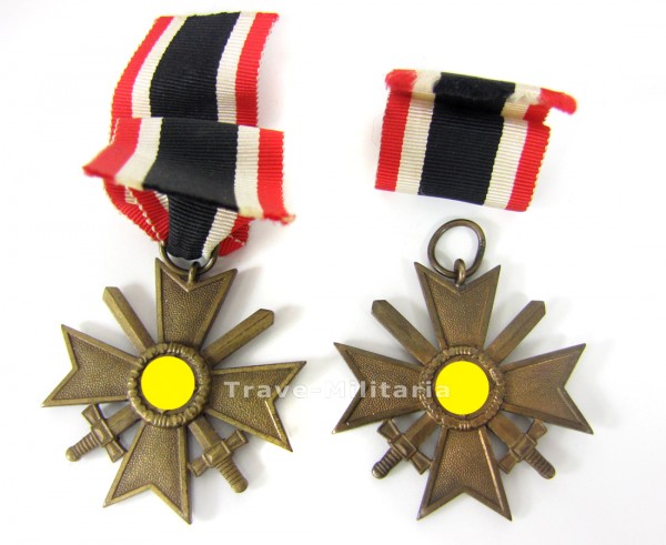 2 x Kriegsverdienstkreuz 2. Klasse mit Schwertern