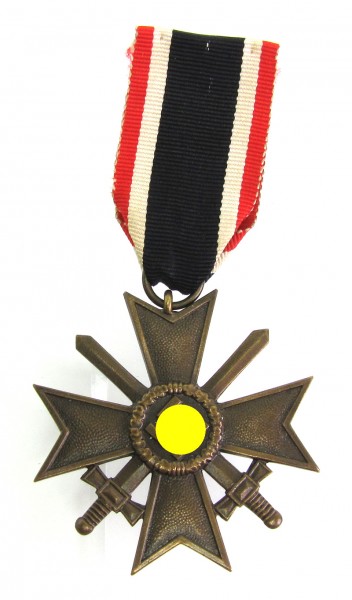 Kriegsverdienstkreuz 2. Klasse mit Schwertern am Band - Buntmetall