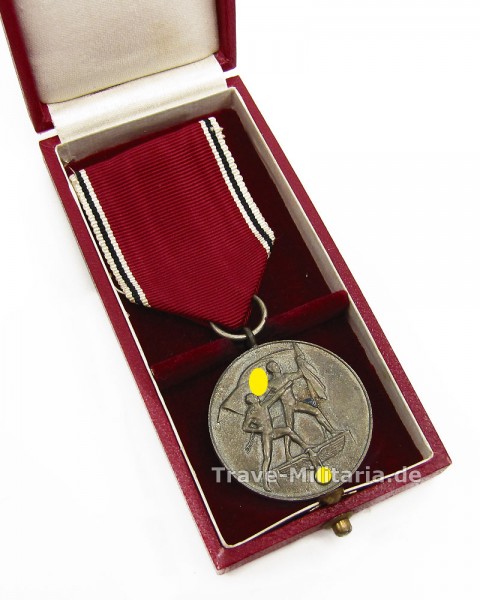 Medaille zur Erinnerung an den 13. März 1938 im Etui
