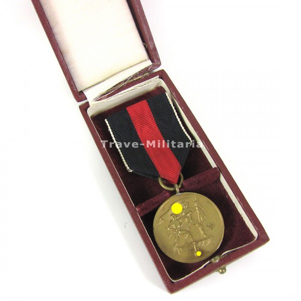 Medaille zur Erinnerung an den 1. Oktober 1938 im Etui
