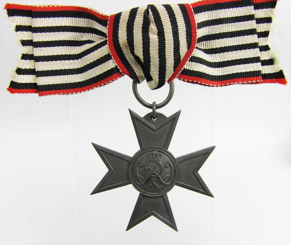 Verdienstkreuz Kriegshilfsdienst 1916 an Damenschleife
