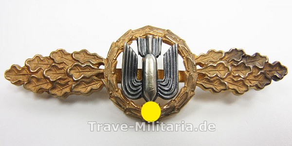 Frontflugspange für Kampfflieger in Gold
