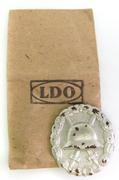 Set Verwundetenabzeichen in Mattweiss 1918 in LDO-Tüte
